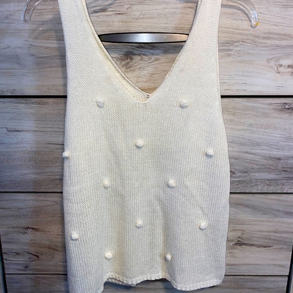 White tank top - Picture 1 of 3